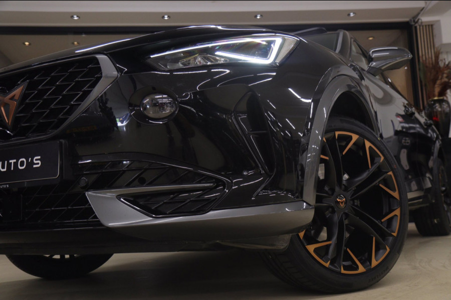 CUPRA Formentor 1.5 TSI Style PANO/CARPLAY/SFEERV/MEM/LANEASSIT/ACC/VOL