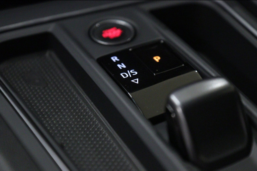CUPRA Formentor 1.5 TSI Style PANO/CARPLAY/SFEERV/MEM/LANEASSIT/ACC/VOL