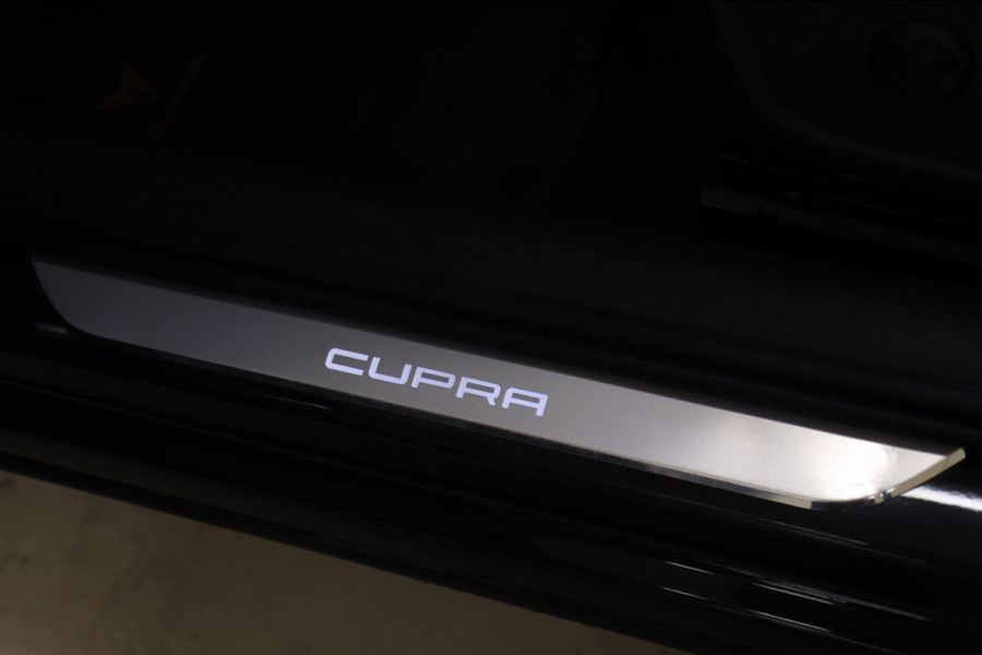 CUPRA Formentor 1.5 TSI Style PANO/CARPLAY/SFEERV/MEM/LANEASSIT/ACC/VOL