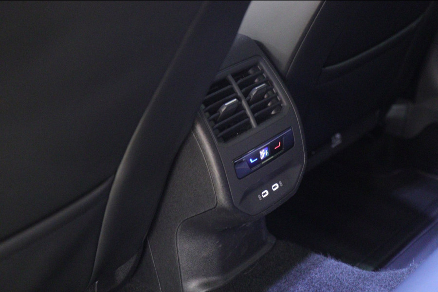 CUPRA Formentor 1.5 TSI Style PANO/CARPLAY/SFEERV/MEM/LANEASSIT/ACC/VOL