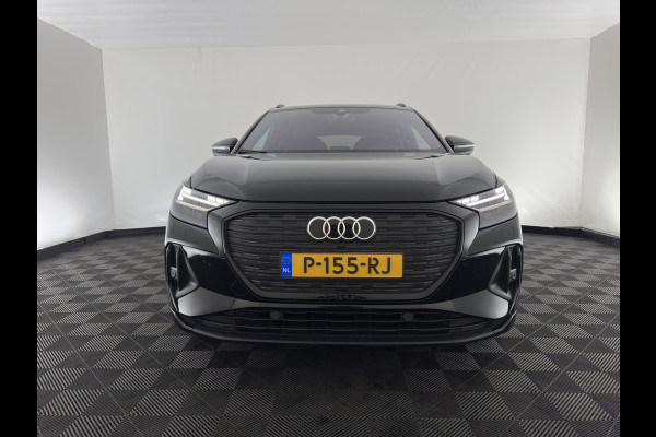 Audi Q4 e-tron 40 Launch edition S Competition 77 kWh [3-Fase-11kW] {SoH-89%} (INCL-BTW) (INCL.BTW) *HEAT-PUMP | HEAD-UP | LEATHER | MATRIX-LED | SONOS-SOUND | ADAPTIVE-CRUISE | HEATED-SPORTSEATS | AMBIENT-LIGHT | DIGI-COCKPIT | CAMERA | KEYLESS | DAB+ | TOWBAR | 20''ALU*