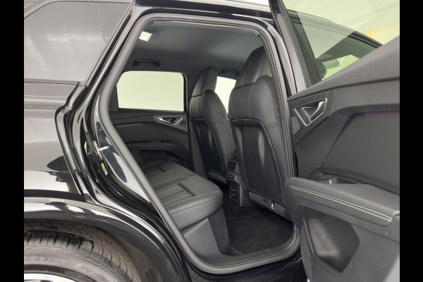 Audi Q4 e-tron 40 Launch edition S Competition 77 kWh [3-Fase-11kW] {SoH-89%} (INCL-BTW) (INCL.BTW) *HEAT-PUMP | HEAD-UP | LEATHER | MATRIX-LED | SONOS-SOUND | ADAPTIVE-CRUISE | HEATED-SPORTSEATS | AMBIENT-LIGHT | DIGI-COCKPIT | CAMERA | KEYLESS | DAB+ | TOWBAR | 20''ALU*