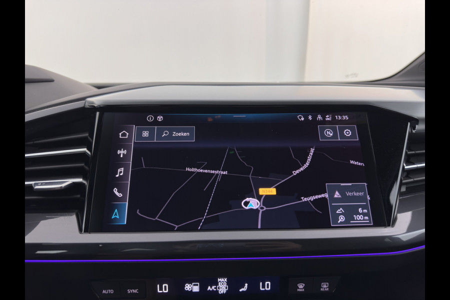 Audi Q4 e-tron 40 Launch edition S Competition 77 kWh [3-Fase-11kW] {SoH-89%} (INCL-BTW) (INCL.BTW) *HEAT-PUMP | HEAD-UP | LEATHER | MATRIX-LED | SONOS-SOUND | ADAPTIVE-CRUISE | HEATED-SPORTSEATS | AMBIENT-LIGHT | DIGI-COCKPIT | CAMERA | KEYLESS | DAB+ | TOWBAR | 20''ALU*