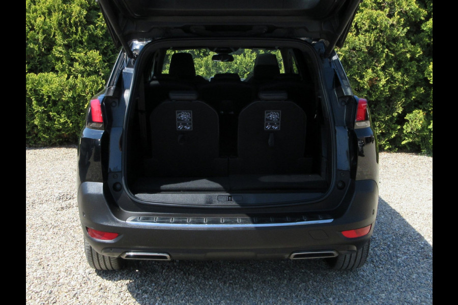 Peugeot 5008 1.2 PureTech GT-Line * 7 persoons * Led * Pano *