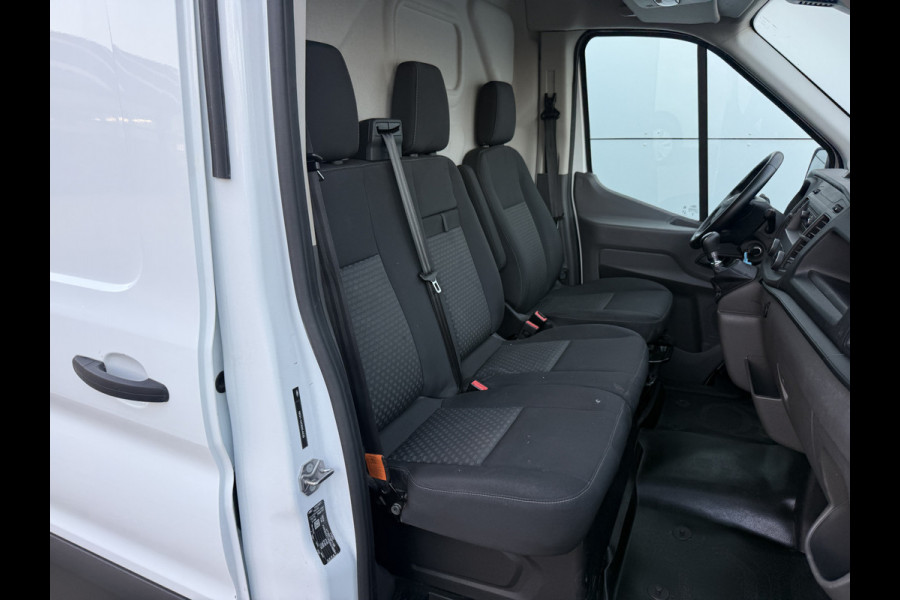 Ford Transit 2.0 TDCI 130PK L2H2 Airco Cruise Control Lane Assist Parkeersensoren v+a Voorruitverwarming