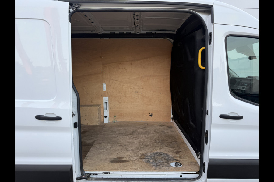 Ford Transit 2.0 TDCI 130PK L2H2 Airco Cruise Control Lane Assist Parkeersensoren v+a Voorruitverwarming