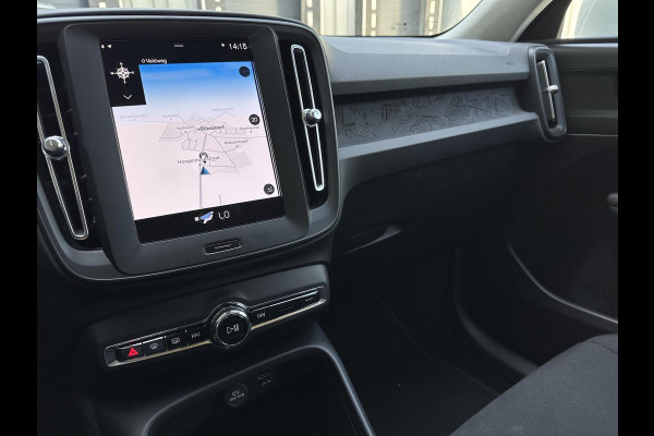 Volvo XC40 1.5 T2 Momentum Core | Navi | Apple Carplay/Android auto | Clima | Cruise Control | trekgewicht geremd 1600kg |
