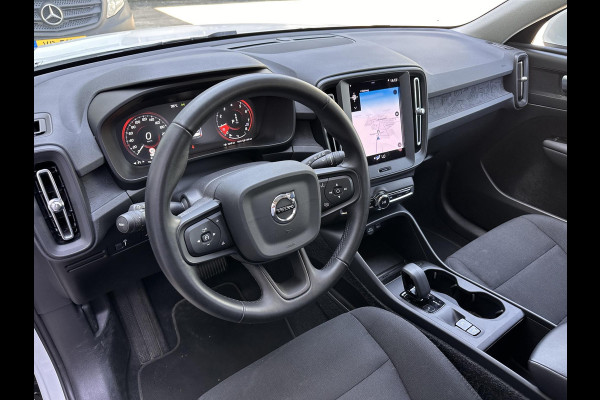 Volvo XC40 1.5 T2 Momentum Core | Navi | Apple Carplay/Android auto | Clima | Cruise Control | trekgewicht geremd 1600kg |