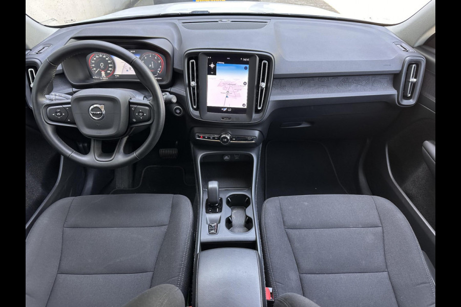 Volvo XC40 1.5 T2 Momentum Core | Navi | Apple Carplay/Android auto | Clima | Cruise Control | trekgewicht geremd 1600kg |
