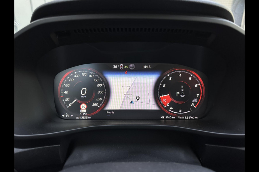 Volvo XC40 1.5 T2 Momentum Core | Navi | Apple Carplay/Android auto | Clima | Cruise Control | trekgewicht geremd 1600kg |