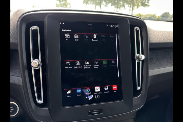 Volvo XC40 1.5 T2 Momentum Core | Navi | Apple Carplay/Android auto | Clima | Cruise Control | trekgewicht geremd 1600kg |