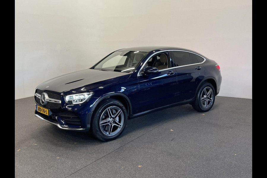 Mercedes-Benz GLC Coupé 300e 4MATIC 320pk PHEV AMG Line Navigatie Apple Carplay/Android Auto Camera Parkeersensoren Cruise Control Full Led Elektrische achterklep Stoelverwarming Climate Control Lichtmetalen velgen