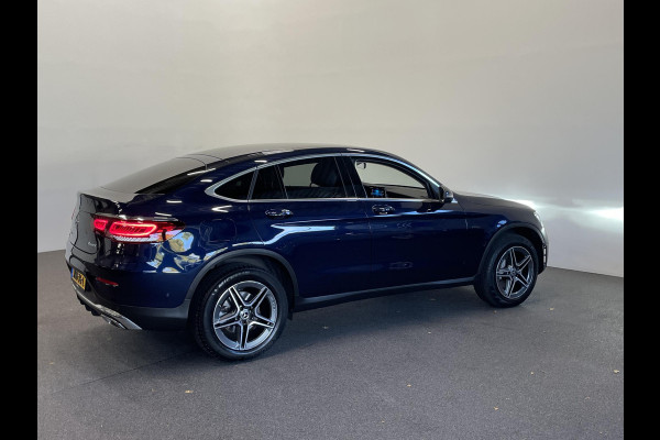 Mercedes-Benz GLC Coupé 300e 4MATIC 320pk PHEV AMG Line Navigatie Apple Carplay/Android Auto Camera Parkeersensoren Cruise Control Full Led Elektrische achterklep Stoelverwarming Climate Control Lichtmetalen velgen