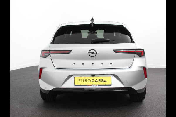 Opel Astra 1.2 Automaat GS Line Climate control Adaptive cruise control LED Voorstoelen verwarmd Stuurwiel verwarmd Achteruitrij camera 360* Sfeer verlichting Apple carplay/ Android auto