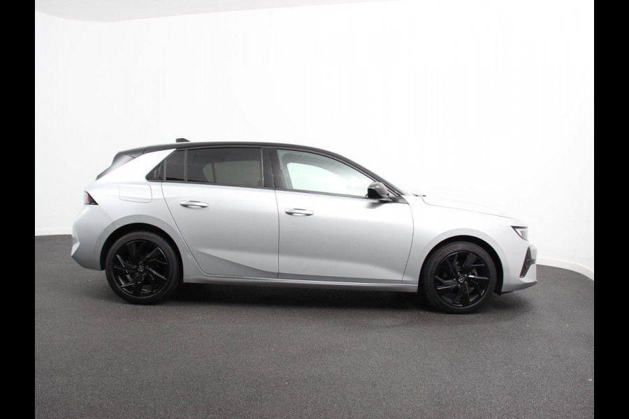Opel Astra 1.2 Automaat GS Line Climate control Adaptive cruise control LED Voorstoelen verwarmd Stuurwiel verwarmd Achteruitrij camera 360* Sfeer verlichting Apple carplay/ Android auto