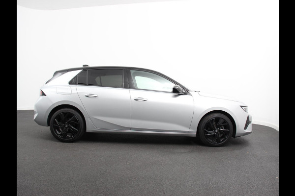 Opel Astra 1.2 Automaat GS Line Climate control Adaptive cruise control LED Voorstoelen verwarmd Stuurwiel verwarmd Achteruitrij camera 360* Sfeer verlichting Apple carplay/ Android auto