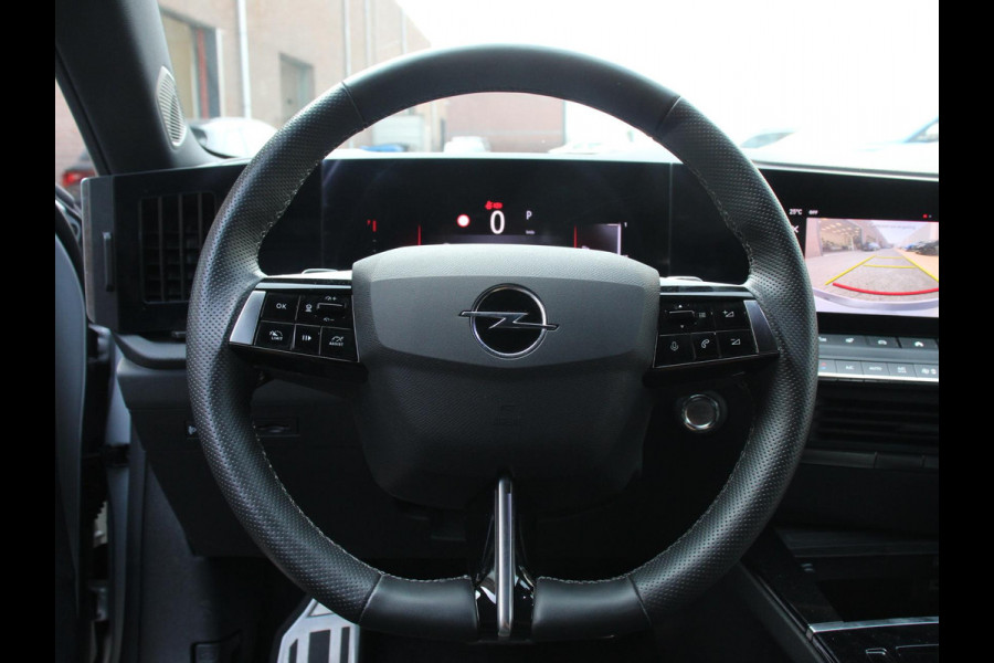 Opel Astra 1.2 Automaat GS Line Climate control Adaptive cruise control LED Voorstoelen verwarmd Stuurwiel verwarmd Achteruitrij camera 360* Sfeer verlichting Apple carplay/ Android auto