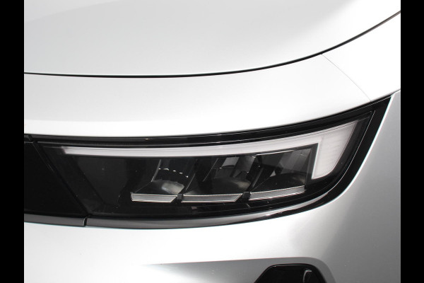 Opel Astra 1.2 Automaat GS Line Climate control Adaptive cruise control LED Voorstoelen verwarmd Stuurwiel verwarmd Achteruitrij camera 360* Sfeer verlichting Apple carplay/ Android auto