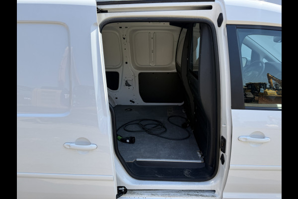 Volkswagen E-Caddy 113PK Elektrisch Caddy ABT Maxi 37,3kWh 159km WLTP L2H1 Trekhaak Airco Carplay Stoelverwarming Parkeersensoren