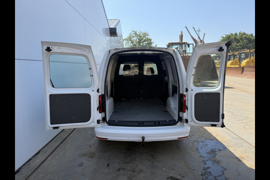 Volkswagen E-Caddy 113PK Elektrisch Caddy ABT Maxi 37,3kWh 159km WLTP L2H1 Trekhaak Airco Carplay Stoelverwarming Parkeersensoren