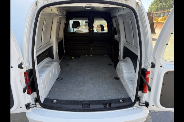 Volkswagen E-Caddy 113PK Elektrisch Caddy ABT Maxi 37,3kWh 159km WLTP L2H1 Trekhaak Airco Carplay Stoelverwarming Parkeersensoren