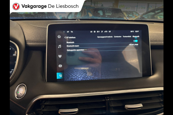 MG EHS 1.5 TGDI Luxury PHEV facelift / automaat / 360camera / Leder/ carplay / Panorama-dak