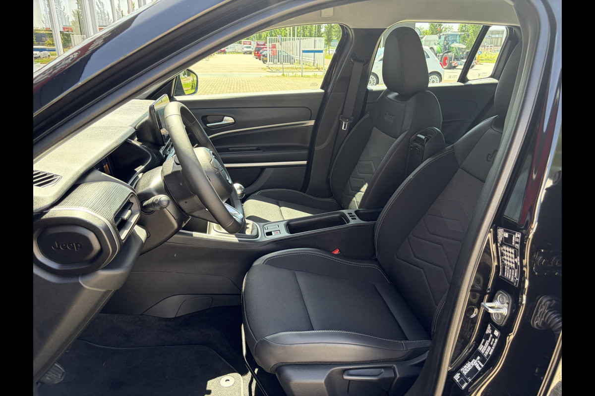 Jeep Avenger 1.2 Longitude | Camera | Elek. Achterklep | Apple/Android CarPlay | Stoelverwarming