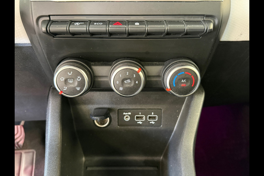 Renault Clio 1.0 TCe Limited NAVI CAMERA CRUISE CONTROL AIRCO PDC