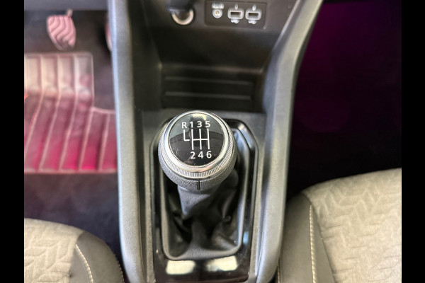 Renault Clio 1.0 TCe Limited NAVI CAMERA CRUISE CONTROL AIRCO PDC