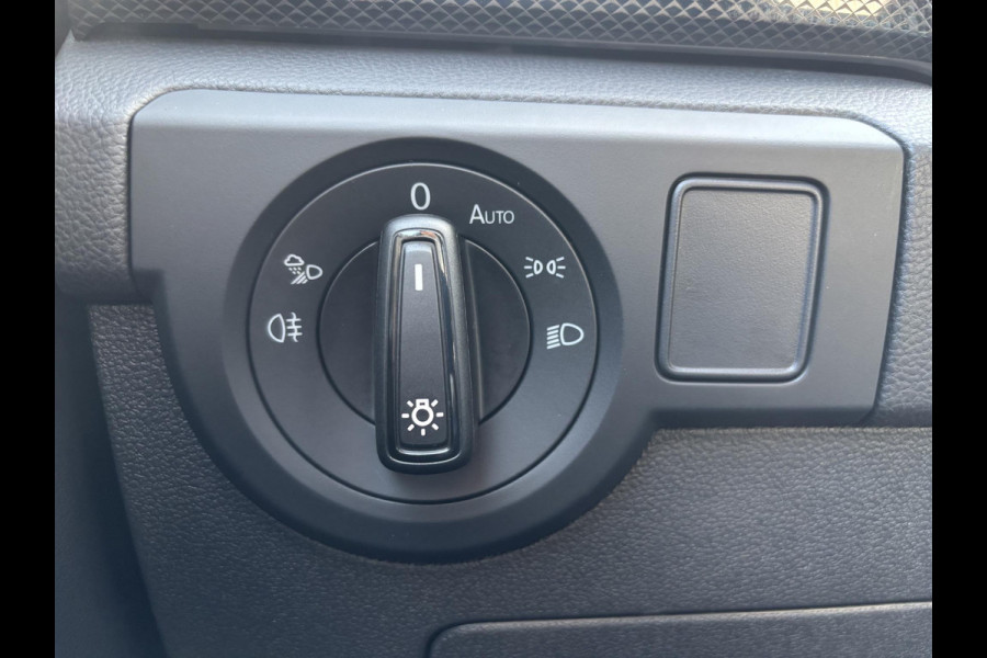 Volkswagen T-Cross 1.5 TSI R-Line Edition 150pk | Camera | Adaptive Cruise | Stoelverwarming | Climate Control | CarPlay