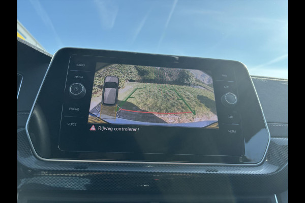 Volkswagen T-Cross 1.5 TSI R-Line Edition 150pk | Camera | Adaptive Cruise | Stoelverwarming | Climate Control | CarPlay