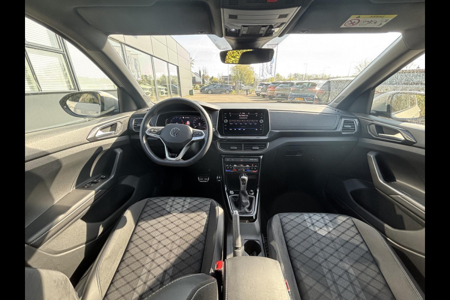 Volkswagen T-Cross 1.5 TSI R-Line Edition 150pk | Camera | Adaptive Cruise | Stoelverwarming | Climate Control | CarPlay