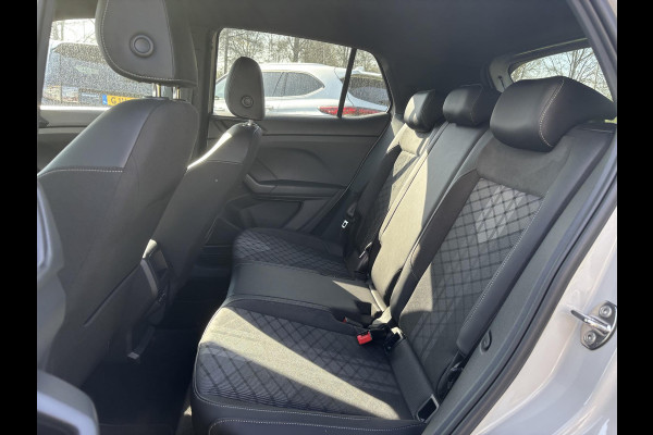 Volkswagen T-Cross 1.5 TSI R-Line Edition 150pk | Camera | Adaptive Cruise | Stoelverwarming | Climate Control | CarPlay