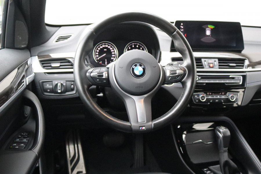 BMW X1 xDrive25e PHEV High Executive M-Sport/Trekhaak/Pano-dak/Camera/Harman-Kardon