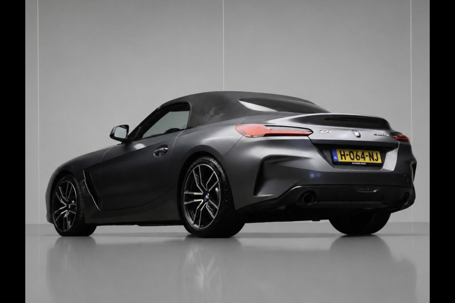 BMW Z4 Roadster SDrive30i High Executive Edition Sport (APPLE CARPLAY,NAVI,CAMERA,HARMAN KARDON,PDC,LEDER,SPORTSTOELEN,LM VELGEN)