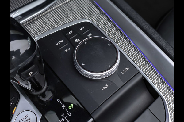 BMW Z4 Roadster SDrive30i High Executive Edition Sport (APPLE CARPLAY,NAVI,CAMERA,HARMAN KARDON,PDC,LEDER,SPORTSTOELEN,LM VELGEN)