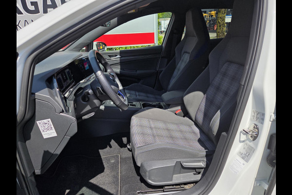 Volkswagen Golf 1.4 eHybrid GTE 19"/Adaptieve cruise/Lane + Travel assist/Front assist/Virtual Cockpit/Apple Carplay & Android auto/PDC v+a