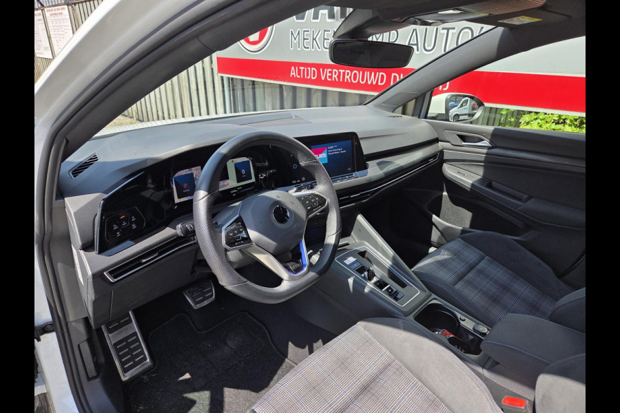 Volkswagen Golf 1.4 eHybrid GTE 19"/Adaptieve cruise/Lane + Travel assist/Front assist/Virtual Cockpit/Apple Carplay & Android auto/PDC v+a