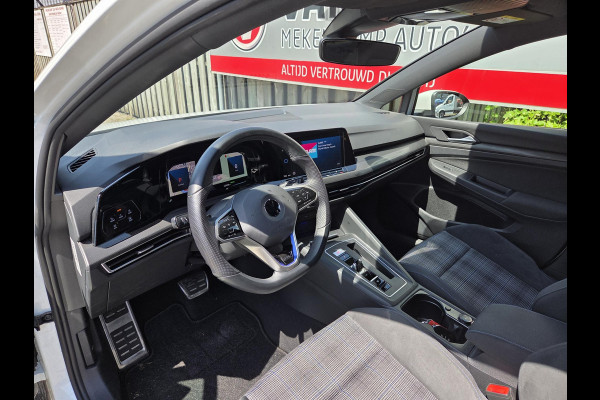 Volkswagen Golf 1.4 eHybrid GTE 19"/Adaptieve cruise/Lane + Travel assist/Front assist/Virtual Cockpit/Apple Carplay & Android auto/PDC v+a