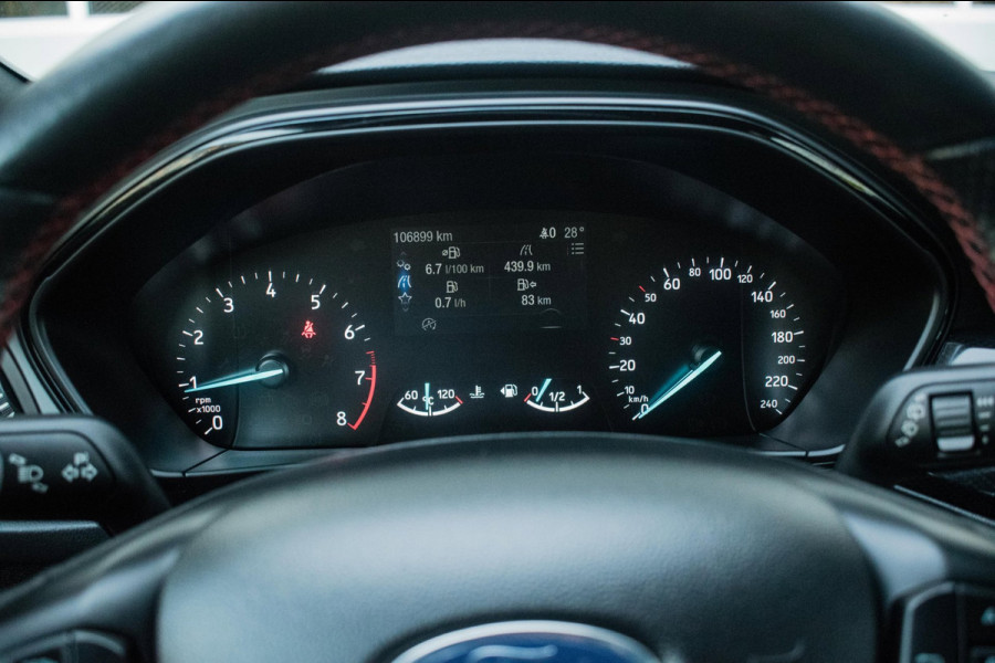 Ford Focus 1.0 EcoBoost ST Line BlackPack NL-auto [ Carplay Spoiler Extra Getint Parkeersensoren Rijstrooksensor Cruise Control ]