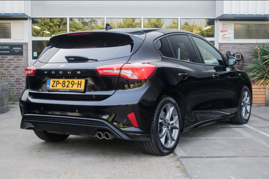 Ford Focus 1.0 EcoBoost ST Line BlackPack NL-auto [ Carplay Spoiler Extra Getint Parkeersensoren Rijstrooksensor Cruise Control ]