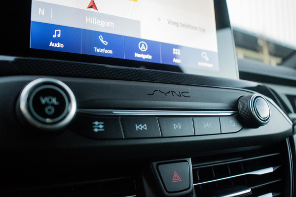 Ford Focus 1.0 EcoBoost ST Line BlackPack NL-auto [ Carplay Spoiler Extra Getint Parkeersensoren Rijstrooksensor Cruise Control ]