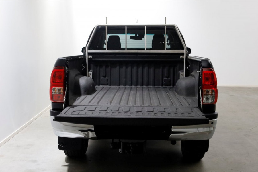 Toyota Hilux 2.4 D-4D-F 150pk E6 4X4 4WD Xtra Cab Professional Trekhaak 3500kg 01-2019