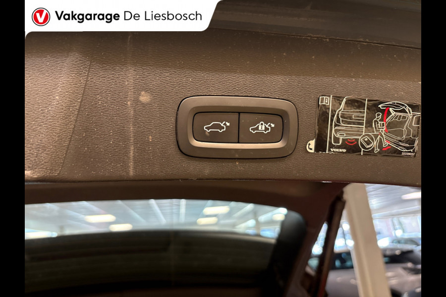 Volvo XC40 1.5 T5 Recharge R-Design/ navi / camera / memory / leder