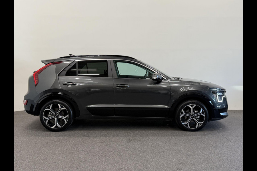 Kia Niro 1.6 GDi Hybrid Evolution Navigatie Apple Carplay Android Auto Camera Parkeersensoren achter Adaptive Cruise Control Full LED Stoelverwarming Elektr. stoelen en achterklep Climate Control Lichtmetalen velgen