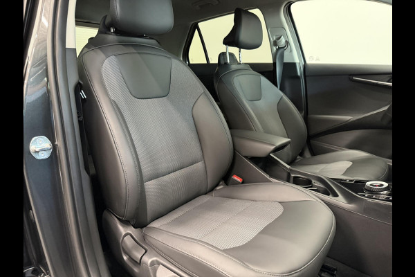 Kia Niro 1.6 GDi Hybrid Evolution Navigatie Apple Carplay Android Auto Camera Parkeersensoren achter Adaptive Cruise Control Full LED Stoelverwarming Elektr. stoelen en achterklep Climate Control Lichtmetalen velgen