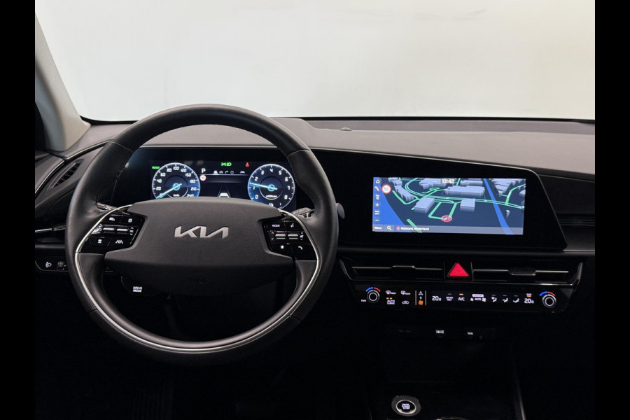 Kia Niro 1.6 GDi Hybrid Evolution Navigatie Apple Carplay Android Auto Camera Parkeersensoren achter Adaptive Cruise Control Full LED Stoelverwarming Elektr. stoelen en achterklep Climate Control Lichtmetalen velgen