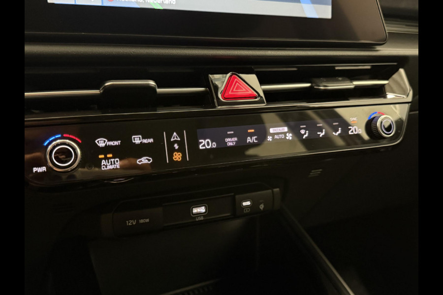 Kia Niro 1.6 GDi Hybrid Evolution Navigatie Apple Carplay Android Auto Camera Parkeersensoren achter Adaptive Cruise Control Full LED Stoelverwarming Elektr. stoelen en achterklep Climate Control Lichtmetalen velgen
