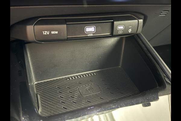 Kia Niro 1.6 GDi Hybrid Evolution Navigatie Apple Carplay Android Auto Camera Parkeersensoren achter Adaptive Cruise Control Full LED Stoelverwarming Elektr. stoelen en achterklep Climate Control Lichtmetalen velgen