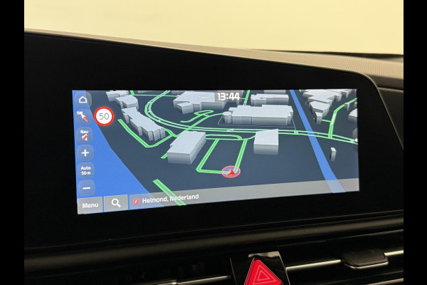 Kia Niro 1.6 GDi Hybrid Evolution Navigatie Apple Carplay Android Auto Camera Parkeersensoren achter Adaptive Cruise Control Full LED Stoelverwarming Elektr. stoelen en achterklep Climate Control Lichtmetalen velgen